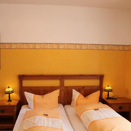 Hotel Kreuzerhof Garni 2*