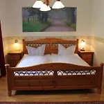 Kreuzerhof Garni Hotell