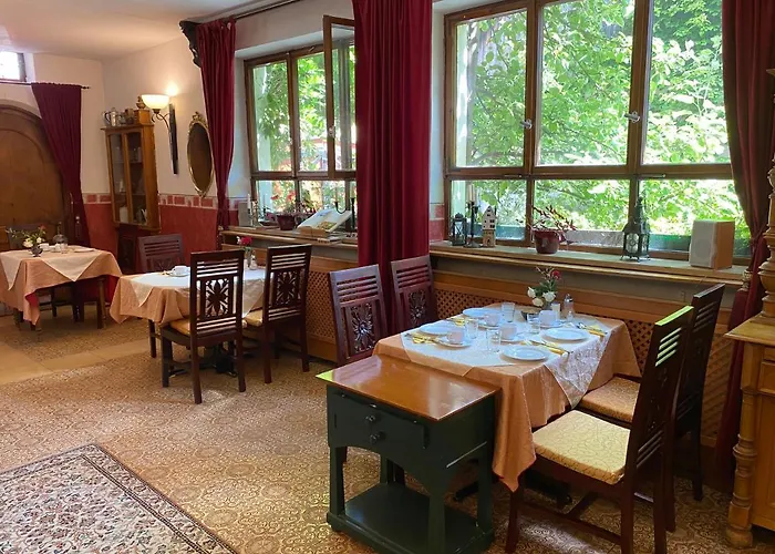 Kreuzerhof Garni 2*